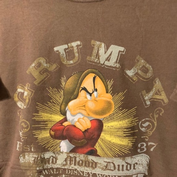 Grumpy Disney T-shirt Size XL - Picture 2 of 3
